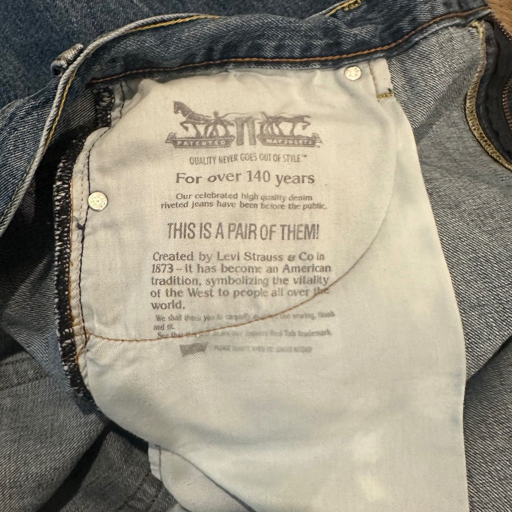 Levis 550 Relaxed Fit Tapered Leg Jeans Mens 42x29 Medium Wash Denim 00550-0216 - Picture 9 of 12